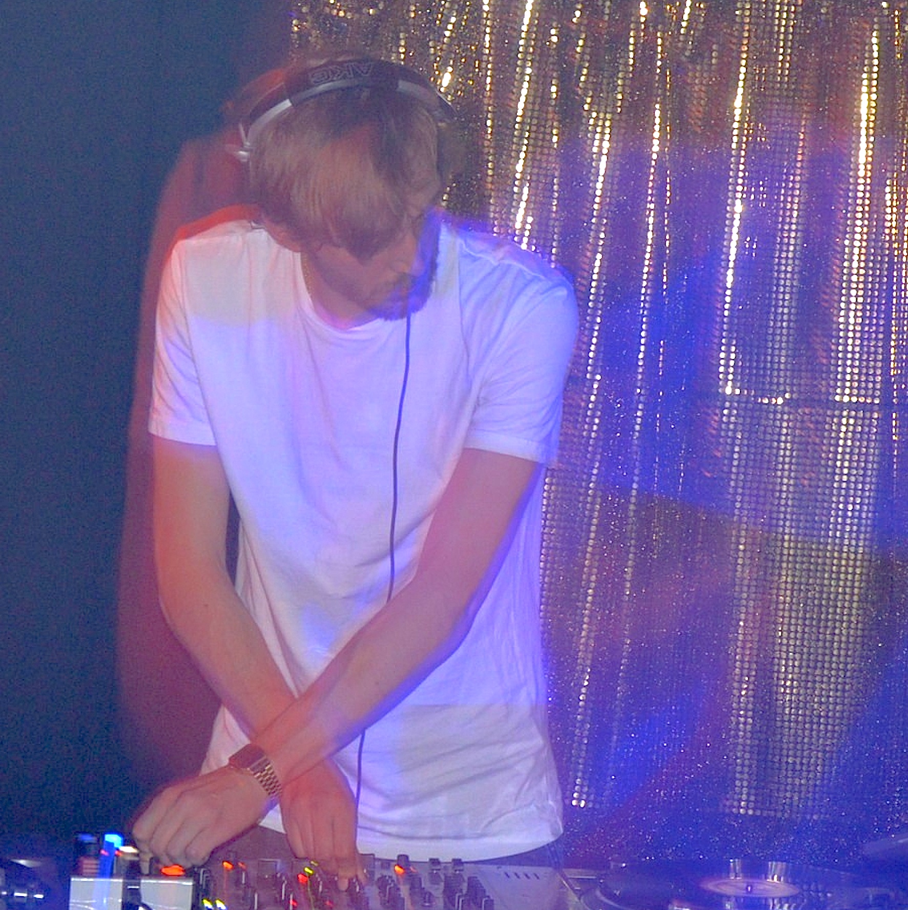 UnknownPleasures 0515 23